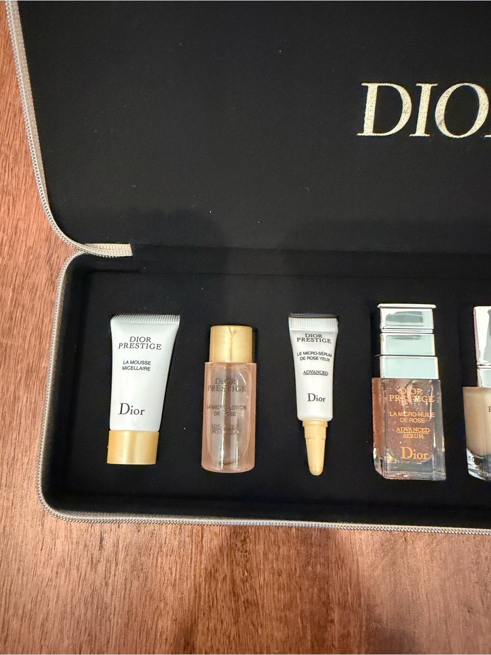Dior Prestige skincare discovery set - Picture 6 of 11